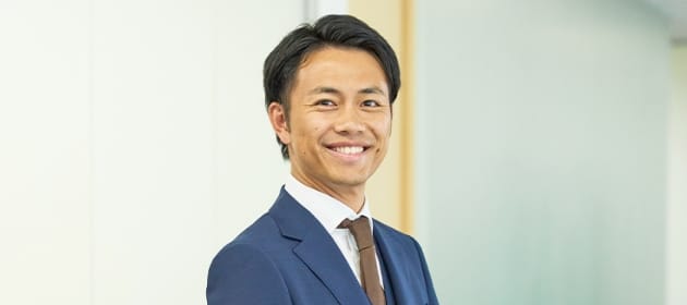 吉崎 駿 人事部 採用・研修グループ